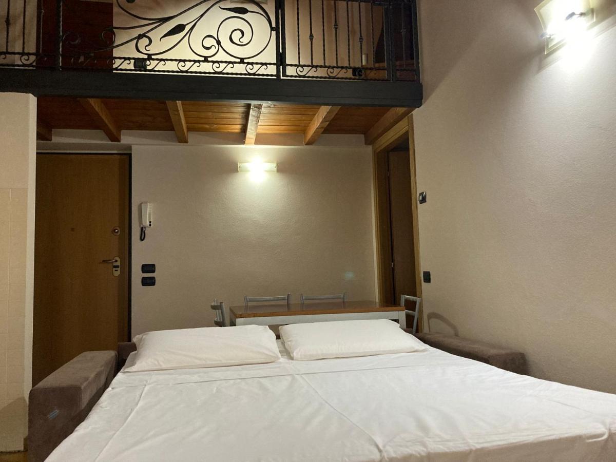 Downtown Room Μπέργκαμο Εξωτερικό φωτογραφία